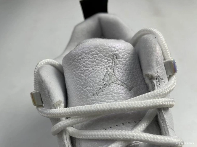 JORDAN RETRO AIR LOW EASTER DB0733-190 12 (2021) 1117